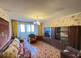 Продажа двухкомнатной квартиры, 43 м2, Курчатов, Коммунистический проспект, 10