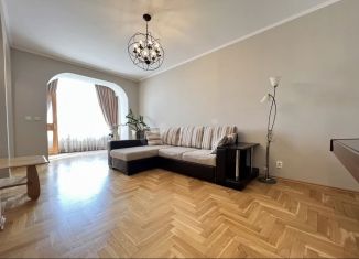 Трехкомнатная квартира на продажу, 82.4 м2, Калининград, Зоологический переулок, 4