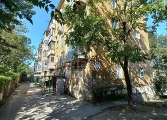 Продается 3-комнатная квартира, 55.2 м2, Приморский край, улица Адмирала Кузнецова, 56А