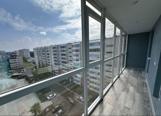 Продаю трехкомнатную квартиру, 70 м2, Нефтекамск, Комсомольский проспект, 52