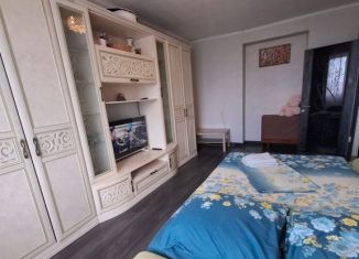 Продаю 1-комнатную квартиру, 34 м2, Аксай, Садовая улица, 10