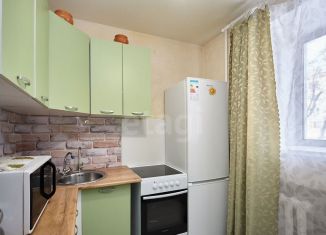 Продается 1-комнатная квартира, 32 м2, Тюмень, улица Коммунаров, 4