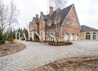 Продаю дом, 1900 м2, деревня Захарово