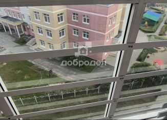 Продаю 3-ком. квартиру, 66 м2, Среднеуральск, Лесная улица, 10