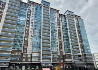 Трехкомнатная квартира на продажу, 92 м2, Казань, Вербная улица, 1