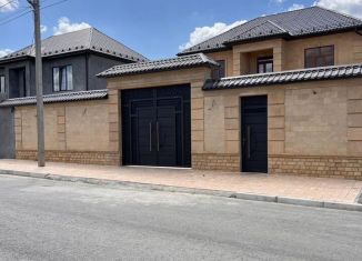 Продаю дом, 200 м2, Хасавюрт, улица Ш.Ф. Алиева