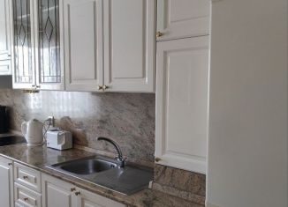 3-комнатная квартира на продажу, 65 м2, Тобольск, 8-й микрорайон, 45