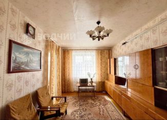 Продается 3-комнатная квартира, 48.5 м2, Канаш, микрорайон Восточный, 15