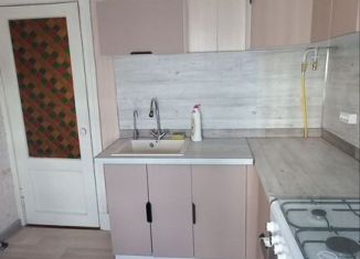 Сдаю в аренду 2-ком. квартиру, 48.3 м2, Санкт-Петербург, Кронштадтская улица, 24