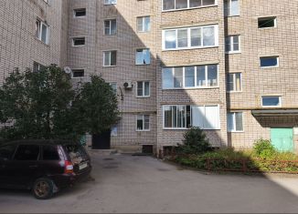 Продажа 1-комнатной квартиры, 33 м2, Боровичи, набережная 60 лет Октября, 7