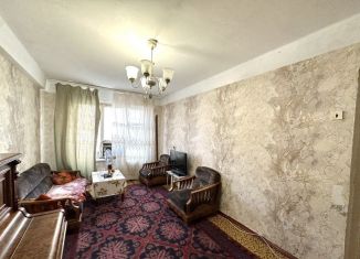 Продам четырехкомнатную квартиру, 66 м2, Махачкала, проспект Имама Шамиля, 89Б