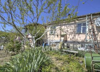 Продам 2-ком. квартиру, 34.4 м2, Крым, улица Ленина, 13