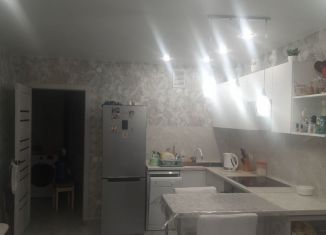 Сдам однокомнатную квартиру, 45 м2, Удмуртия, Молодёжная улица, 107Д