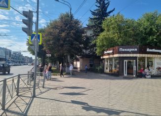 Сдача в аренду торговой площади, 75.5 м2, Йошкар-Ола, Первомайская улица, 144