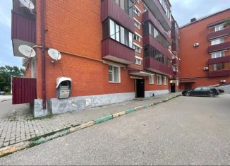 Продам 3-ком. квартиру, 69 м2, Грозный, Октябрьская улица, 4, Байсангуровский район