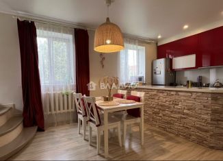 Продам дом, 198.1 м2, село Михайловка, Лазурная улица, 10