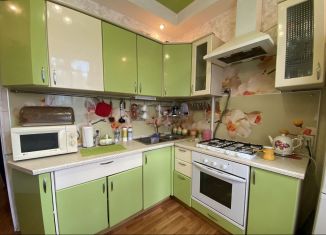 Продажа трехкомнатной квартиры, 73.5 м2, Тула, улица Щегловская Засека