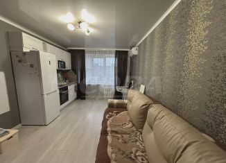 Сдам в аренду трехкомнатную квартиру, 55 м2, Тобольск, микрорайон 7А, 14А