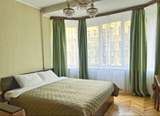 Аренда 2-комнатной квартиры, 63 м2, Санкт-Петербург, Одесская улица, 2