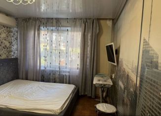 Сдается в аренду 1-ком. квартира, 32 м2, Краснодар, улица имени Дмитрия Благоева, 10, микрорайон Гидрострой