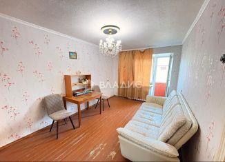 2-комнатная квартира на продажу, 44.5 м2, Тобольск, микрорайон Менделеево, 3