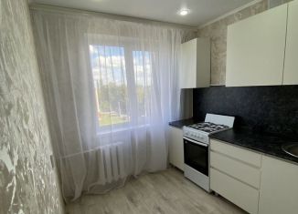 Продаю 2-комнатную квартиру, 45.2 м2, Салават, улица Островского