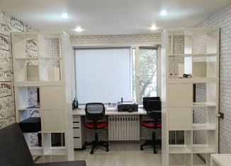 Продам двухкомнатную квартиру, 54 м2, Кириши, улица Нефтехимиков, 29