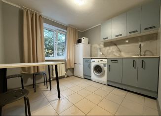 Сдается в аренду двухкомнатная квартира, 42 м2, Мытищи, 1-й Ярославский переулок, 3