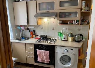 Двухкомнатная квартира на продажу, 36.6 м2, Тихвин, улица Труда, 27