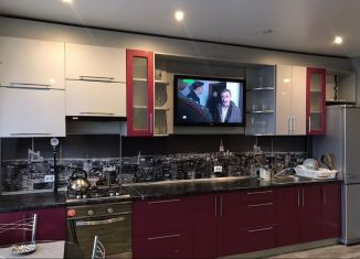 Сдача в аренду 3-ком. квартиры, 70 м2, Республика Башкортостан, улица Цюрупы, 158/2