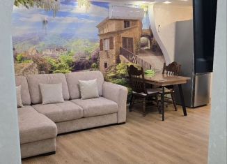 Сдам 4-ком. квартиру, 75 м2, Сочи, Красноармейская улица, 35, микрорайон Гагарина