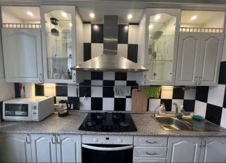 Аренда 2-комнатной квартиры, 82 м2, Санкт-Петербург, проспект Стачек, 67к8