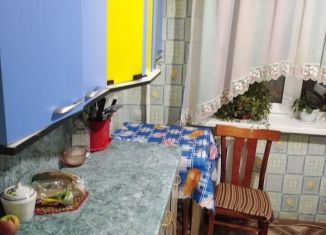 Сдается в аренду 2-ком. квартира, 45 м2, Уфа, улица Александра Невского, 6