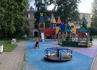 Продаю 3-комнатную квартиру, 75.3 м2, Петергоф, Михайловская улица