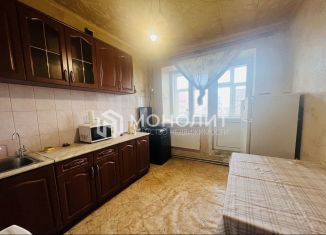 Сдаю в аренду двухкомнатную квартиру, 65 м2, Старый Оскол, микрорайон Южный, 5