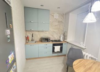 Продаю трехкомнатную квартиру, 54.9 м2, Сарапул, улица Фурманова, 7к2