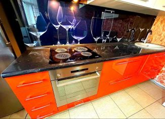 Сдам 2-комнатную квартиру, 73 м2, Уфа, улица Чернышевского, 7