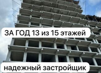 Продается однокомнатная квартира, 45 м2, Махачкала, Майская улица, 28