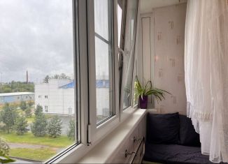 Трехкомнатная квартира на продажу, 87.5 м2, Волхов, Расстанная улица, 11