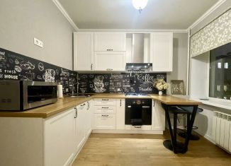 2-ком. квартира в аренду, 60 м2, Санкт-Петербург, Одесская улица, 2