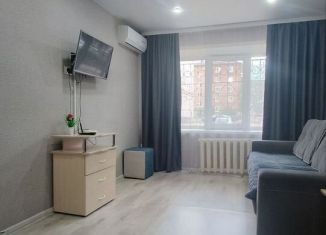 Продаю 1-ком. квартиру, 30.5 м2, Тайшет, микрорайон Пахотищева, 10