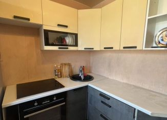 Продаю 2-комнатную квартиру, 40.3 м2, Осинники, улица Революции, 23