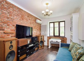 Продаю 2-комнатную квартиру, 56 м2, Владимир, улица Горького, 85