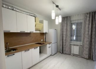 Сдам квартиру студию, 42 м2, Республика Башкортостан, улица Минигали Губайдуллина, 10/1