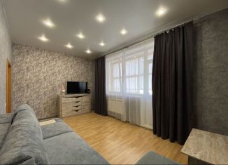 Продам однокомнатную квартиру, 42 м2, рабочий поселок Маркова, микрорайон Берёзовый, 33