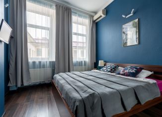 Сдам трехкомнатную квартиру, 110 м2, Санкт-Петербург, Невский проспект, 18