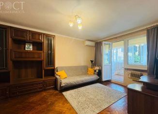 Двухкомнатная квартира на продажу, 40 м2, Сочи, улица Конституции СССР, 38, микрорайон Центральный