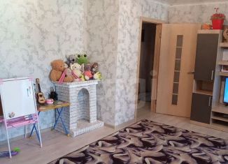 Продается трехкомнатная квартира, 73.2 м2, Бежецк, Новая улица, 22