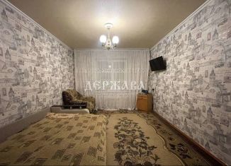 Продаю 1-комнатную квартиру, 40.1 м2, Старый Оскол, микрорайон Макаренко, 36