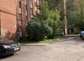 Сдаю в аренду однокомнатную квартиру, 34 м2, Псков, Красноармейская улица, 26